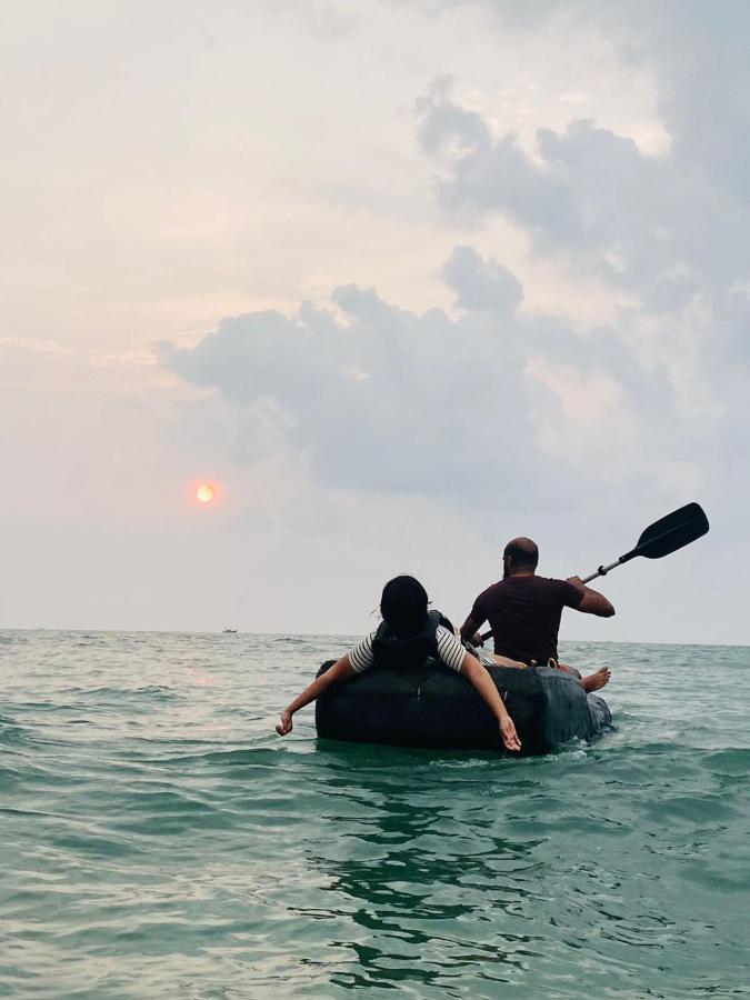 Beachcampers Only For Foreign Traveler'S Alappuzha Buitenkant foto
